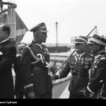 Przedstawiciele władz w Oksywiu przed udaniem się na uroczystości